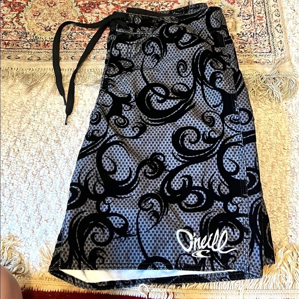 O’neill Swim Trunks, Rare “Velvet Swirls”Design, Excellent Condition, Size 30